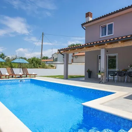 Blaise * Manjadvorci