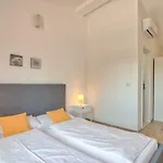 Willa Blaise *