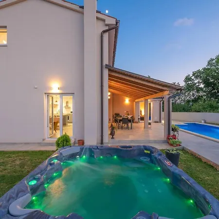 Blaise Villa *