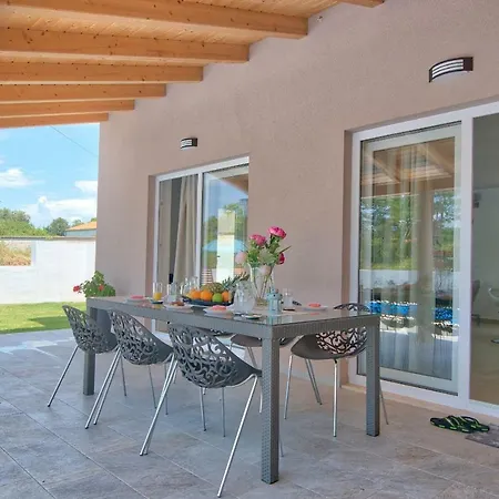 Villa Blaise